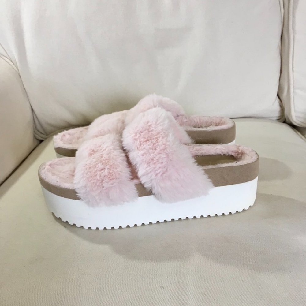 NWOT Madden Girl Pink Furree Slip-on Platform